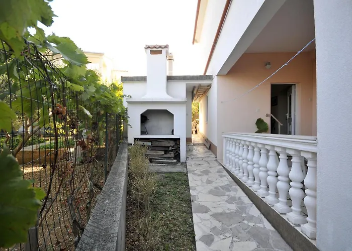 With A Parking Space Okrug Gornji, Ciovo - 11879 Apartament