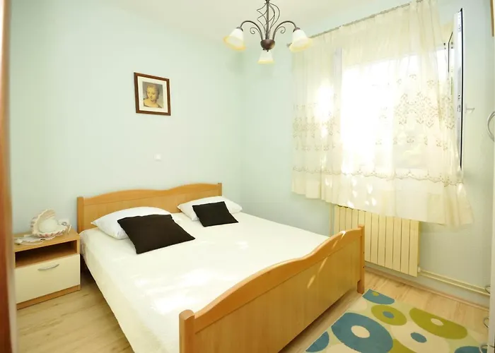 Apartament With A Parking Space Okrug Gornji, Ciovo - 11879