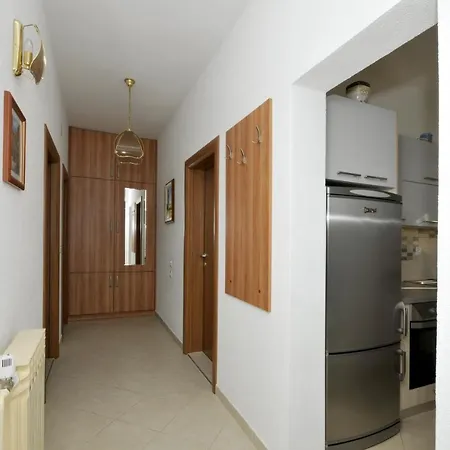 شقة With A Parking Space Okrug Gornji, Ciovo - 11879